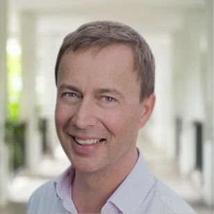 Headshot of Lee Alexander Risby