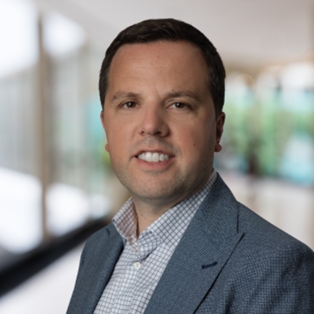 Headshot of Nando Van Kleeff